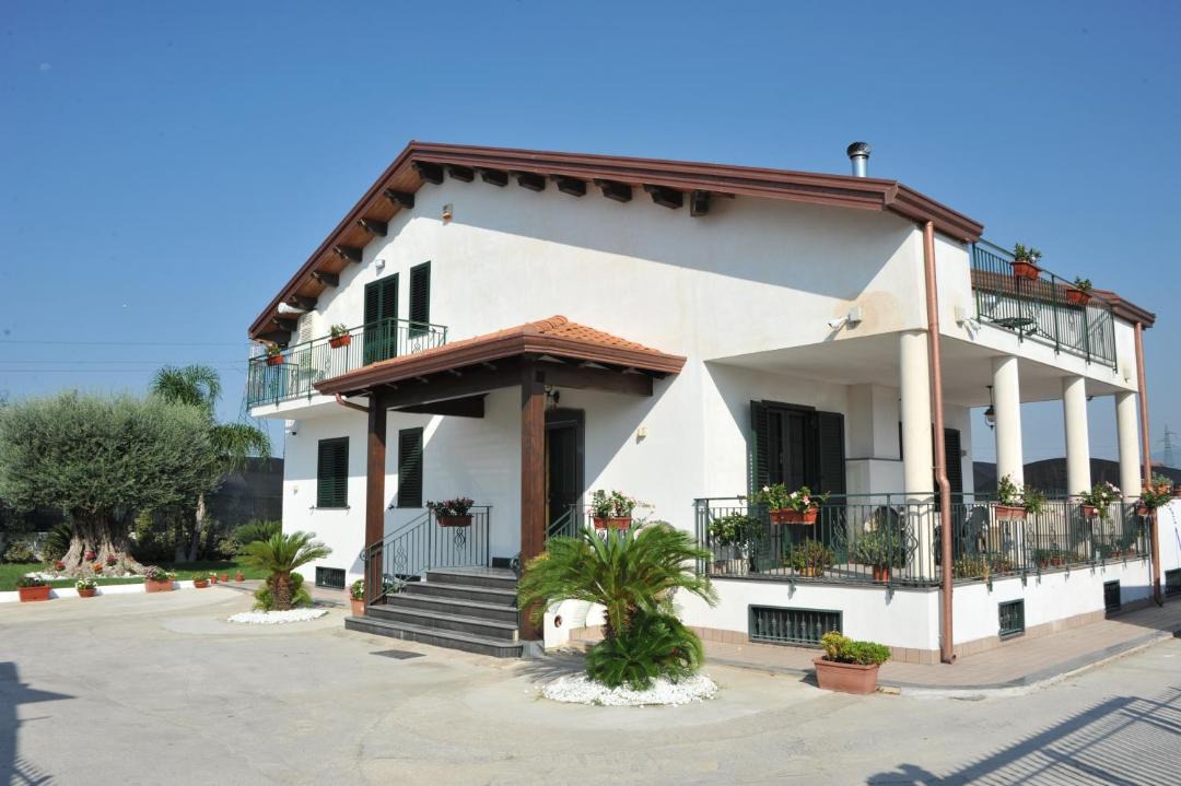 Photo of Others in Santa Maria la Carita