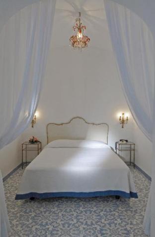 Photo of Bedroom in Capri