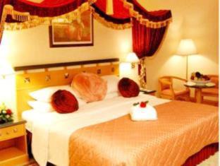 Photo of Bedroom in Al Majaz