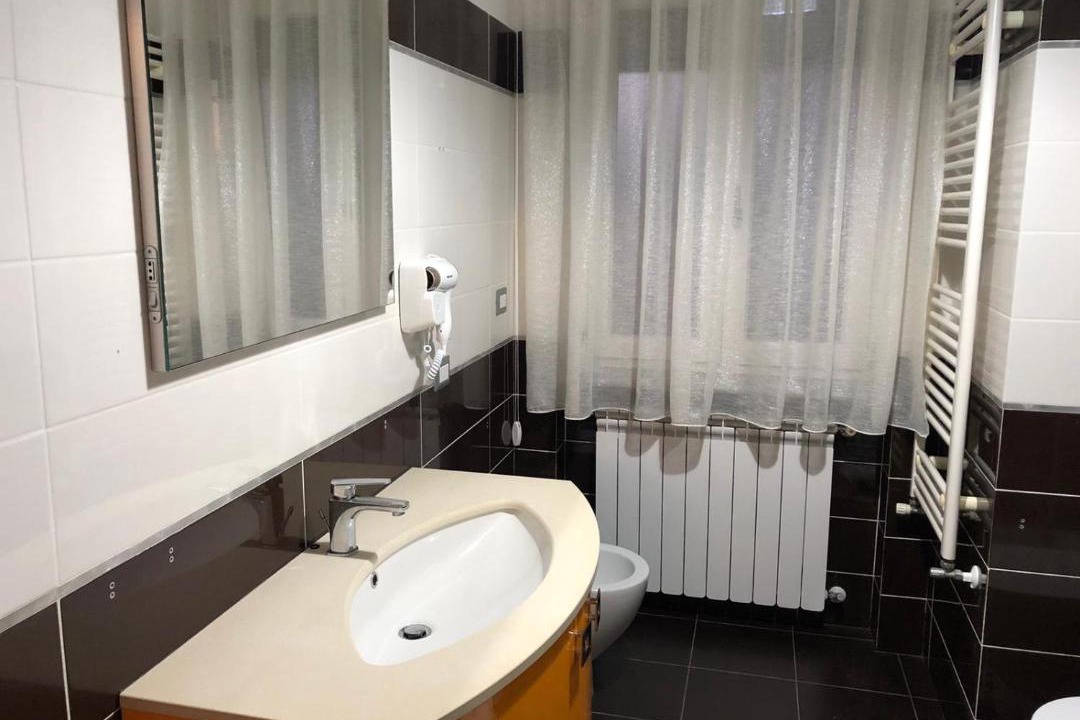 Photo of Bathroom in Alife