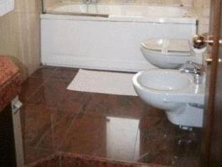 Photo of Bathroom in Taureana