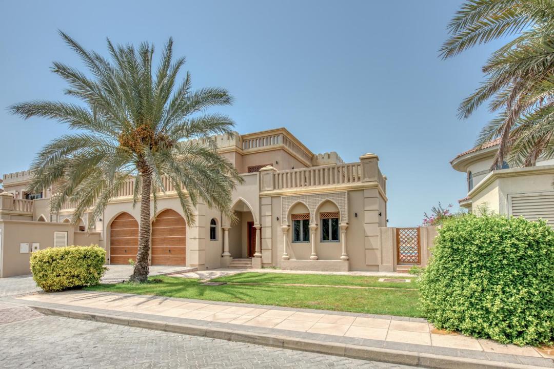 Photo of Buildings in Palm Jumeirah