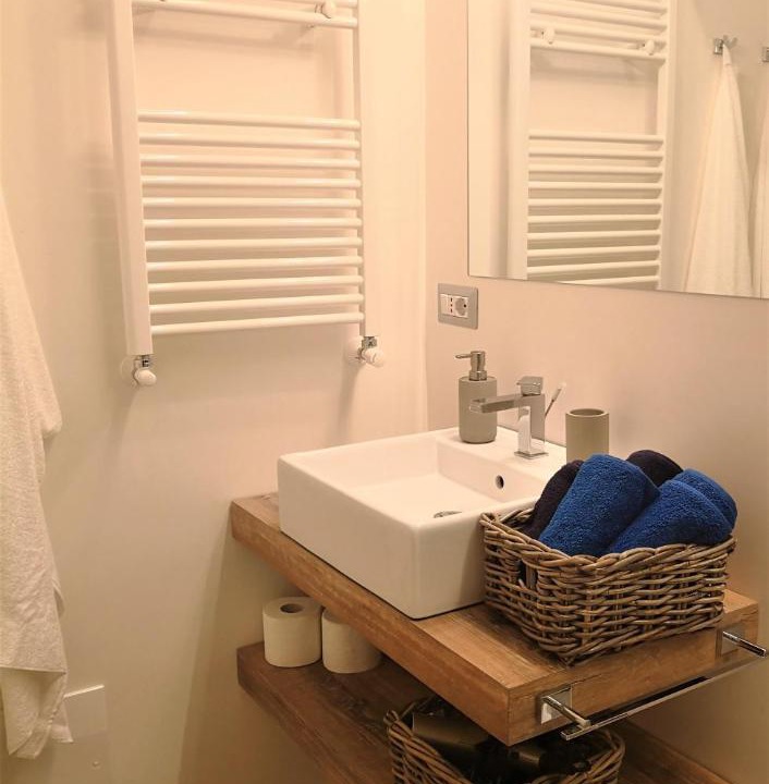 Photo of Bathroom in Chiaia