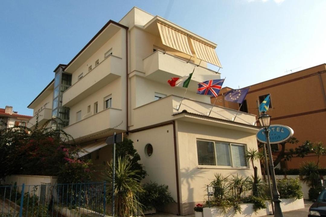 Photo of Others in Sperlonga