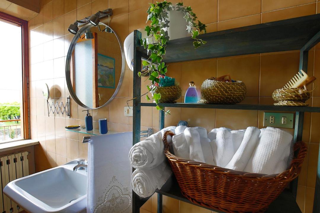 Photo of Bathroom in Pollena Trocchia
