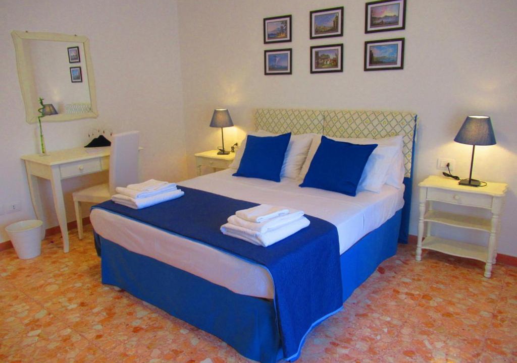 Photo of Bedroom in Naples