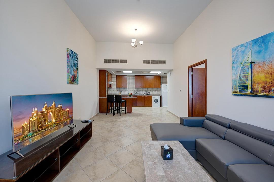 Photo of Livingroom in Motor City