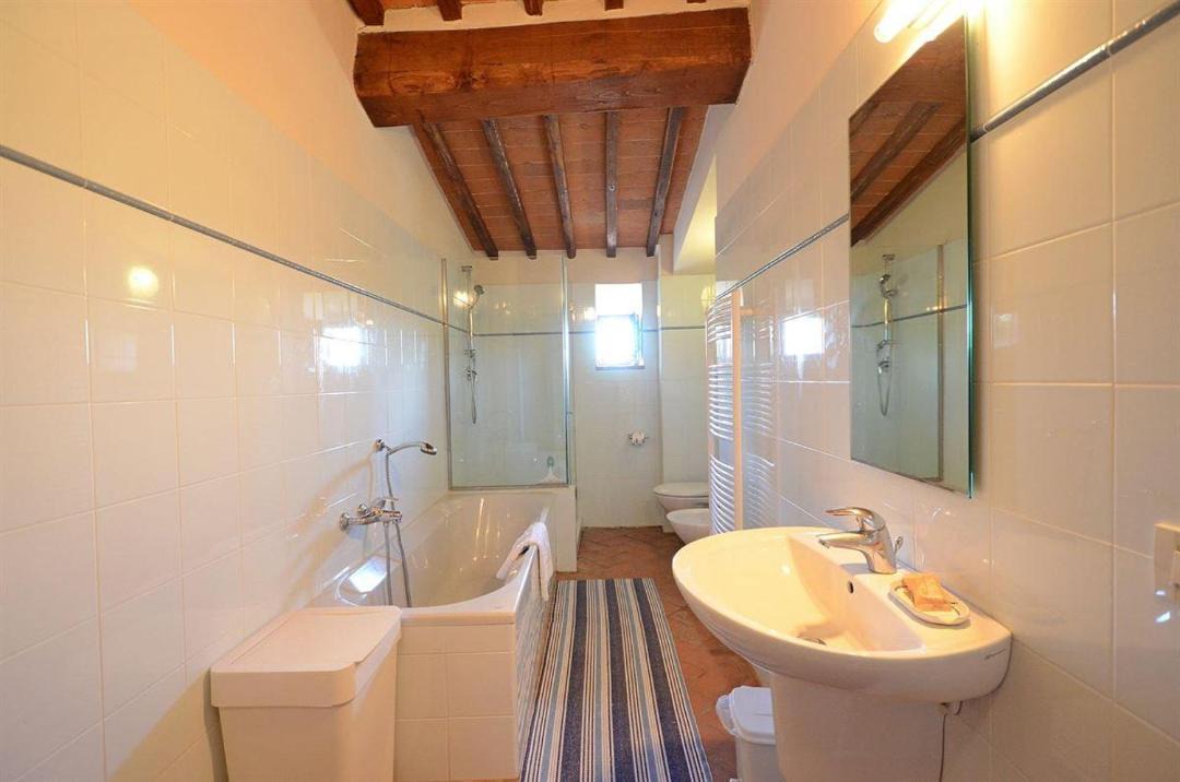 Photo of Bathroom in Castelnuovo Berardenga