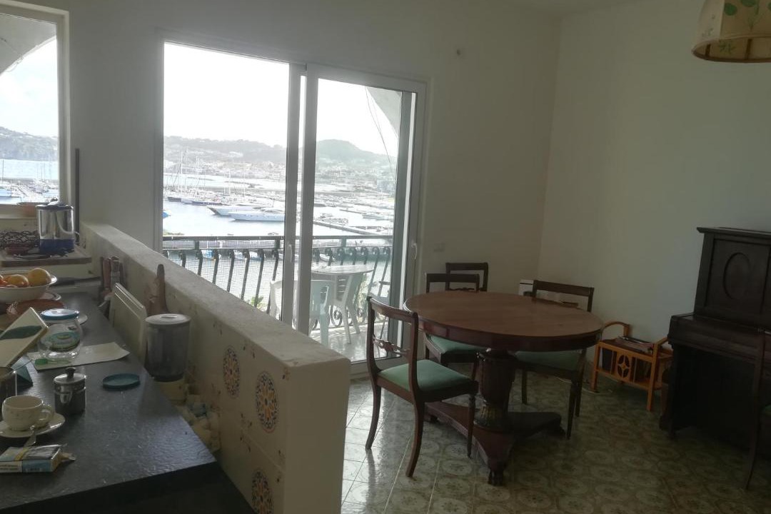 Photo of Livingroom in Forio