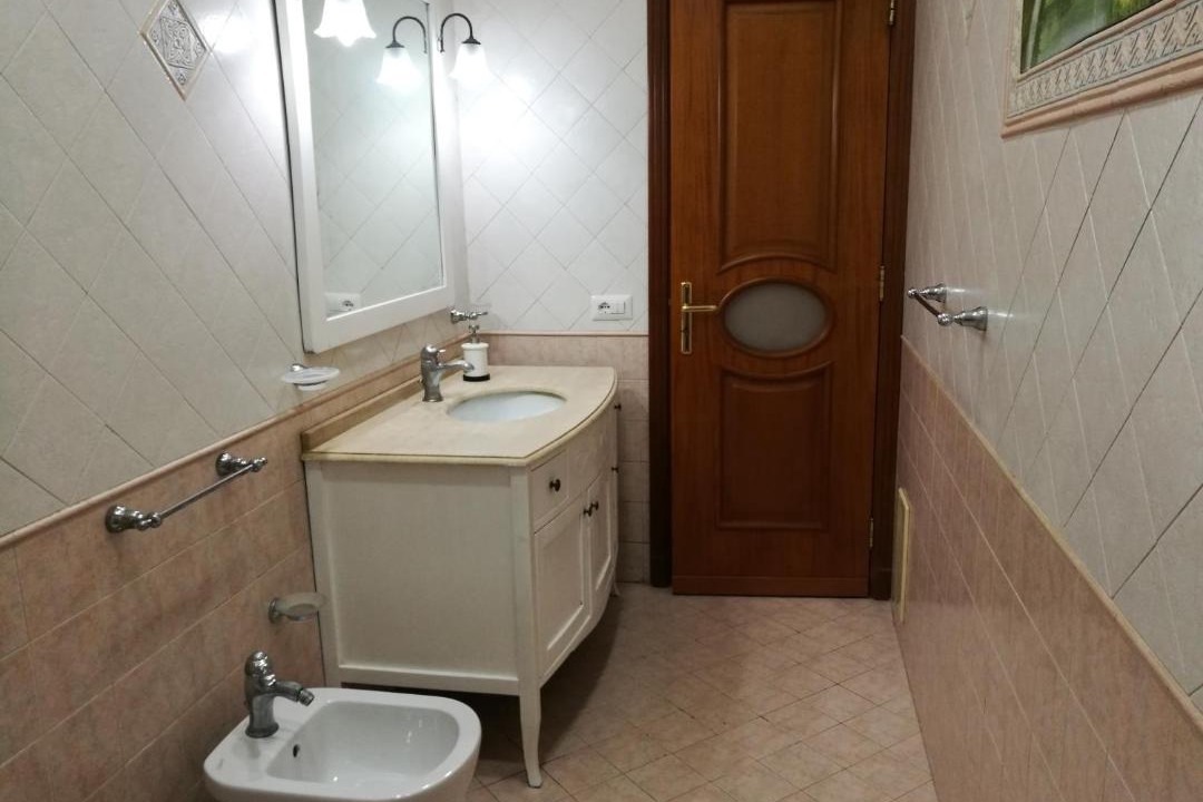 Photo of Bathroom in Quartieri Spagnoli