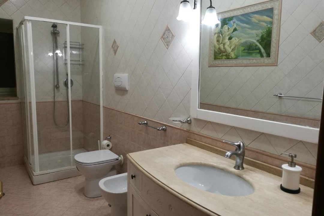 Photo of Bathroom in Quartieri Spagnoli