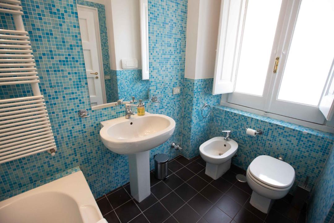 Photo of Bathroom in Mergellina