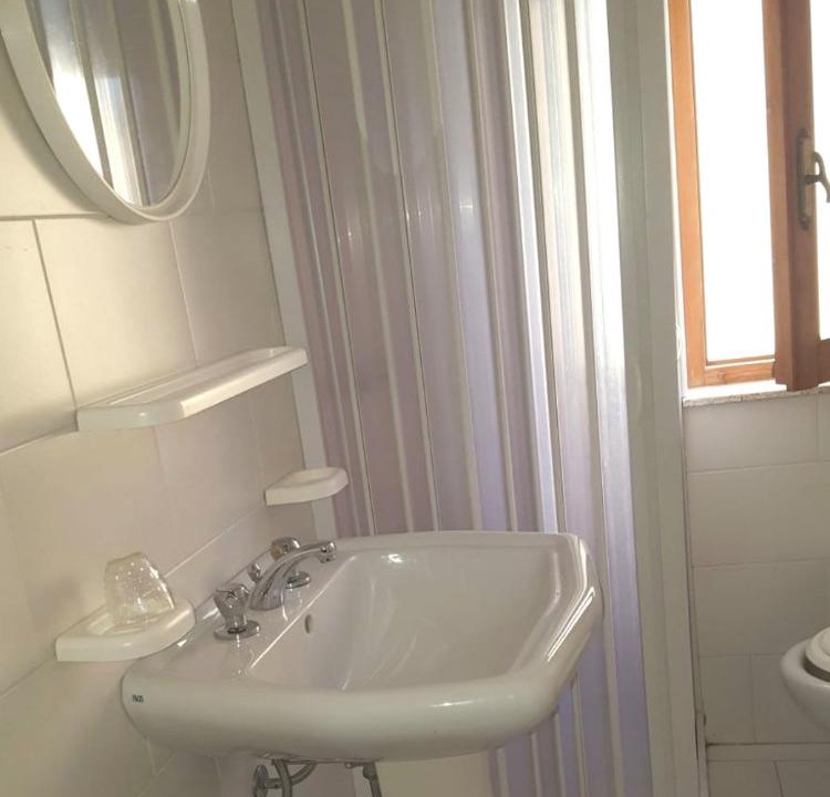 Photo of Bathroom in Scalea