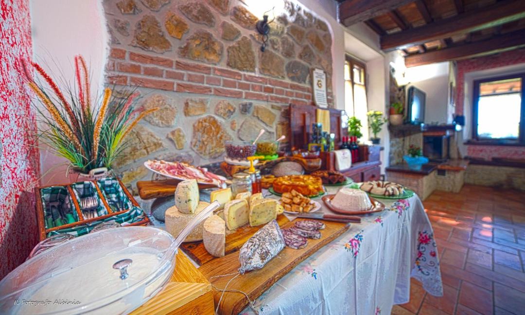 Photo of Others in Semproniano
