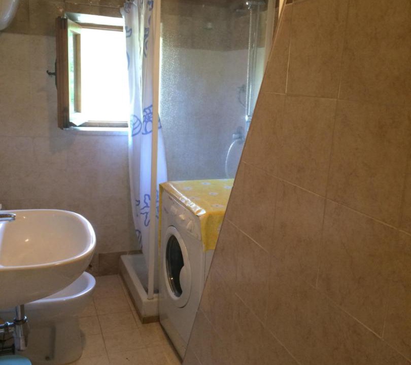 Photo of Bathroom in Opi