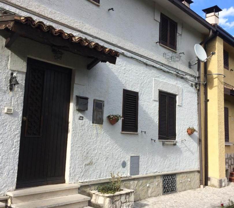 Photo of Buildings in Opi