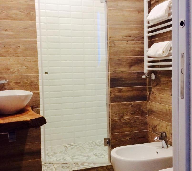 Photo of Bathroom in Quartieri Spagnoli