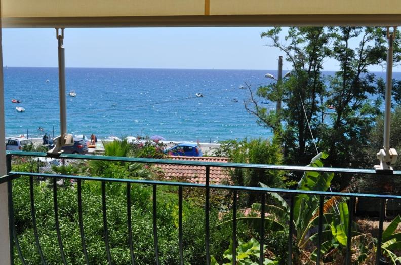 Photo of Patio Balcony in Bova Marina