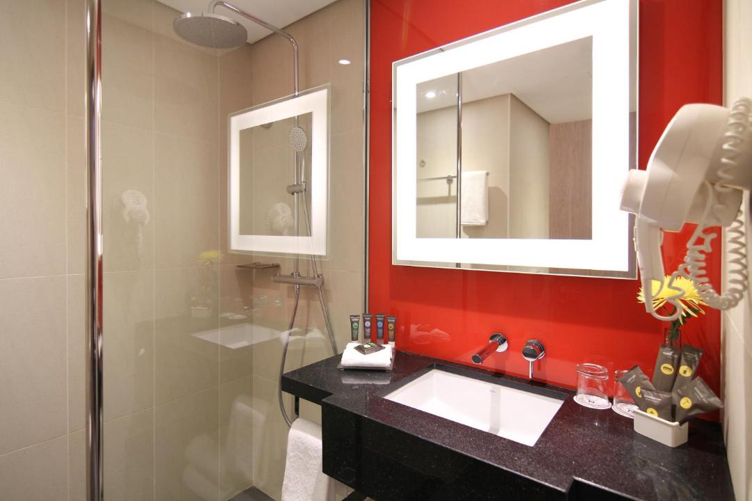 Photo of Bathroom in Trade Center