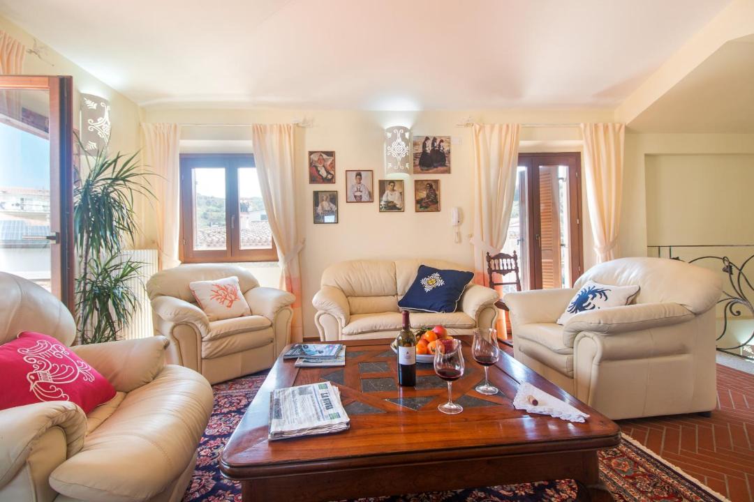 Photo of Livingroom in Oliena