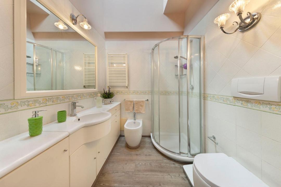 Photo of Bathroom in Sorrento City Centre