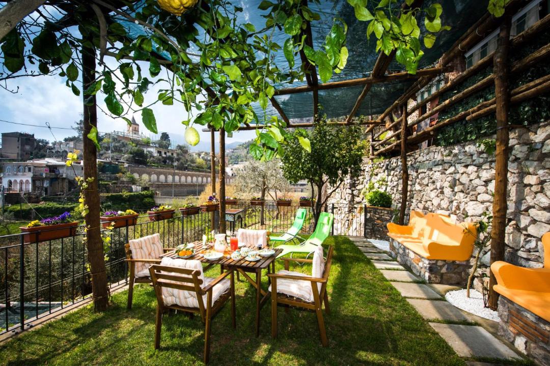 Photo of Patio Balcony in Montepertuso
