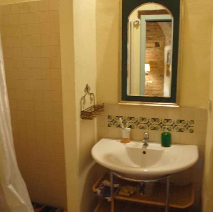Photo of Bathroom in Buonconvento