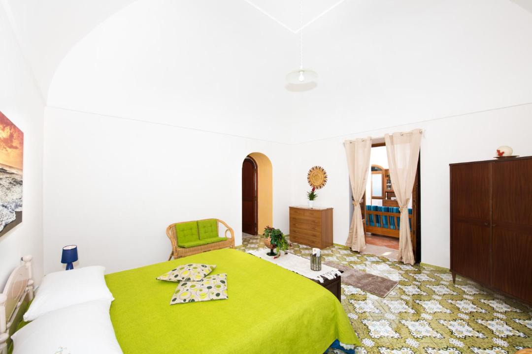 Photo of Bedroom in Montepertuso