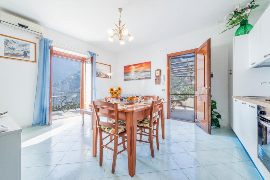 Photo of Kitchen in Montepertuso