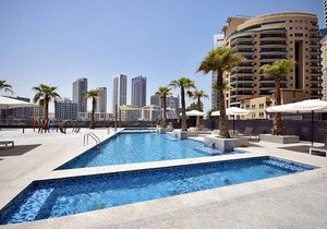 2BR Stunning Marina View Sparkle Tower