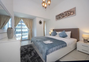 Eye-catching 2 Bedroom Apartment in Cayan Tower, Dubai Marina