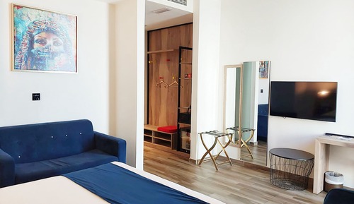 Executive Room, 1 King Bed (includes 25% off F&B)