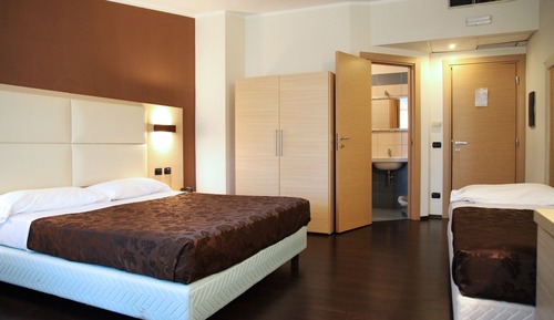 Comfort Triple Room
