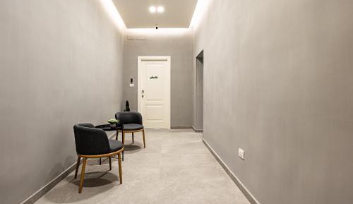 Deluxe One-Bedroom Apartment with City View