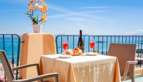 Double Room with Terrace - Sea View