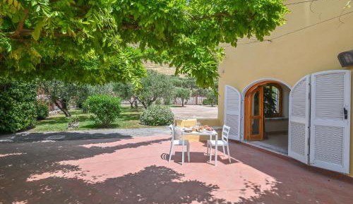Three-Bedroom Vacation Home 