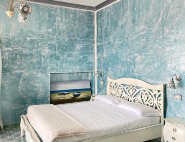 Double or Twin Room with Terrace