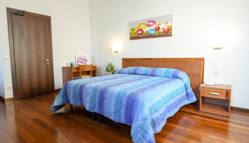Economy Double or Twin Room