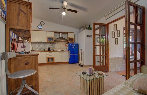 Lacco Ameno Apartment | ISCHIA Lacco Ameno Cottage, 4pax, patio, BBQ