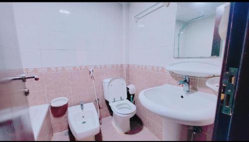 Al Mankhool Hostel | DXB Traveler Hostel Near ADCB Metro Station