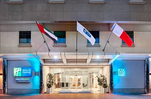 Al Wasl Hotel | 2-Star Hotel ∙ Holiday Inn Express Dubai Safa Park, an IHG Hotel