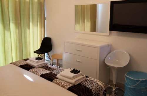 Dubai Apartment | Remarkable 2-Bed Apartment in Dubai