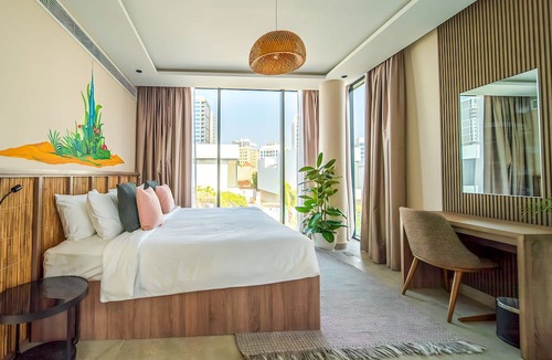 Al Barsha 1 Villa | Private villa with pool
