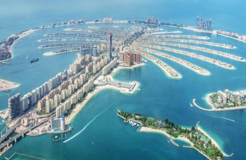 Palm Jumeirah Apartment | Fully Equipped- 2 Mins to West Beach- Well Designed