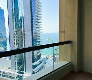 Jumeira 3 Hostel | Dubai Town Jumeirah Beach Residence