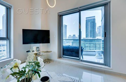 Dubai Marina Apartment | Bay Central, Dubai Marina