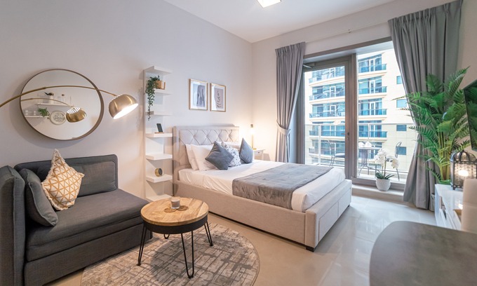 Dubai Marina Hotel | Amazing Studio in Sparkle Towers