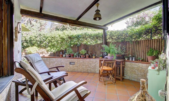 Lacco Ameno Apartment | ISCHIA Lacco Ameno Cottage, 4pax, patio, BBQ